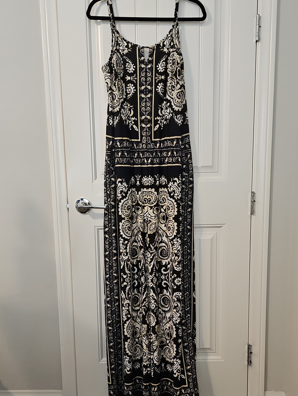 New York & Co Black and Cream Printed Jumpsuit - Picture 2 of 4